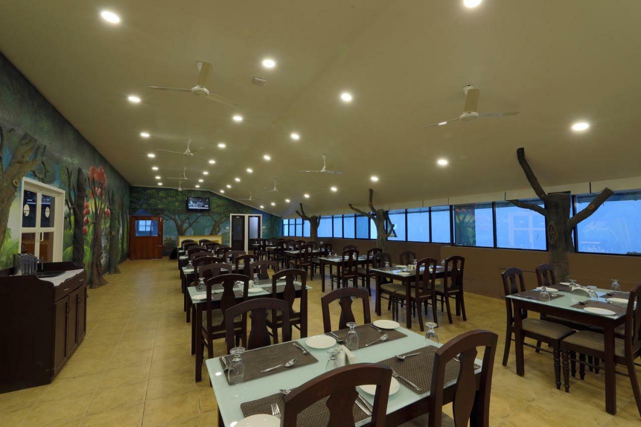 Tea Castle Munnar Hotel Buitenkant foto